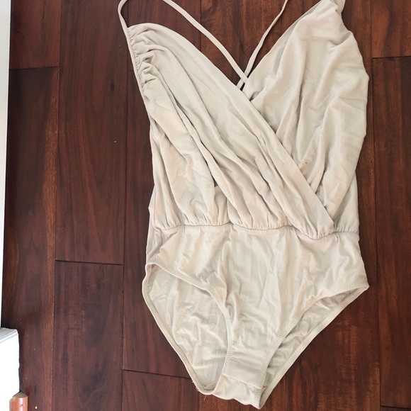 UO Crossed Bodysuit - Picture 4 of 4